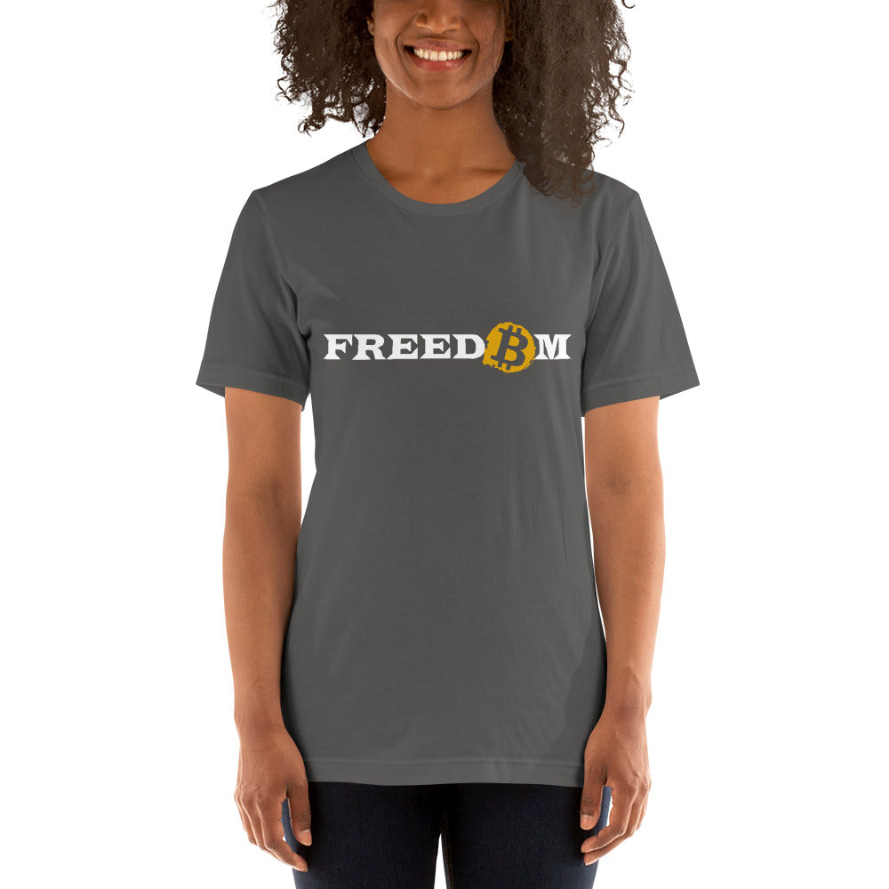 Female model wearing a short sleeve asphalt color t-shirt with the word ‘Freedom’ written on it in white letters. The letter ‘o’ is replaced with the orange bitcoin logo.